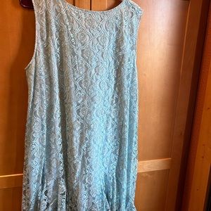 Women’s lace overlay dress 1X